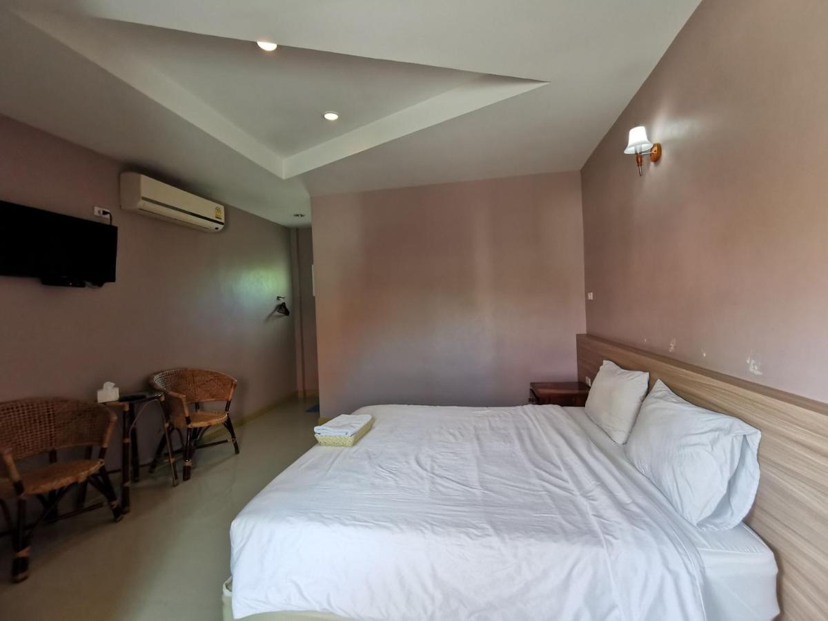 Smile Resort Sriracha Si Racha Buitenkant foto